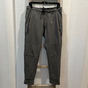 Men’s American Eagle Grey Joggers Size M